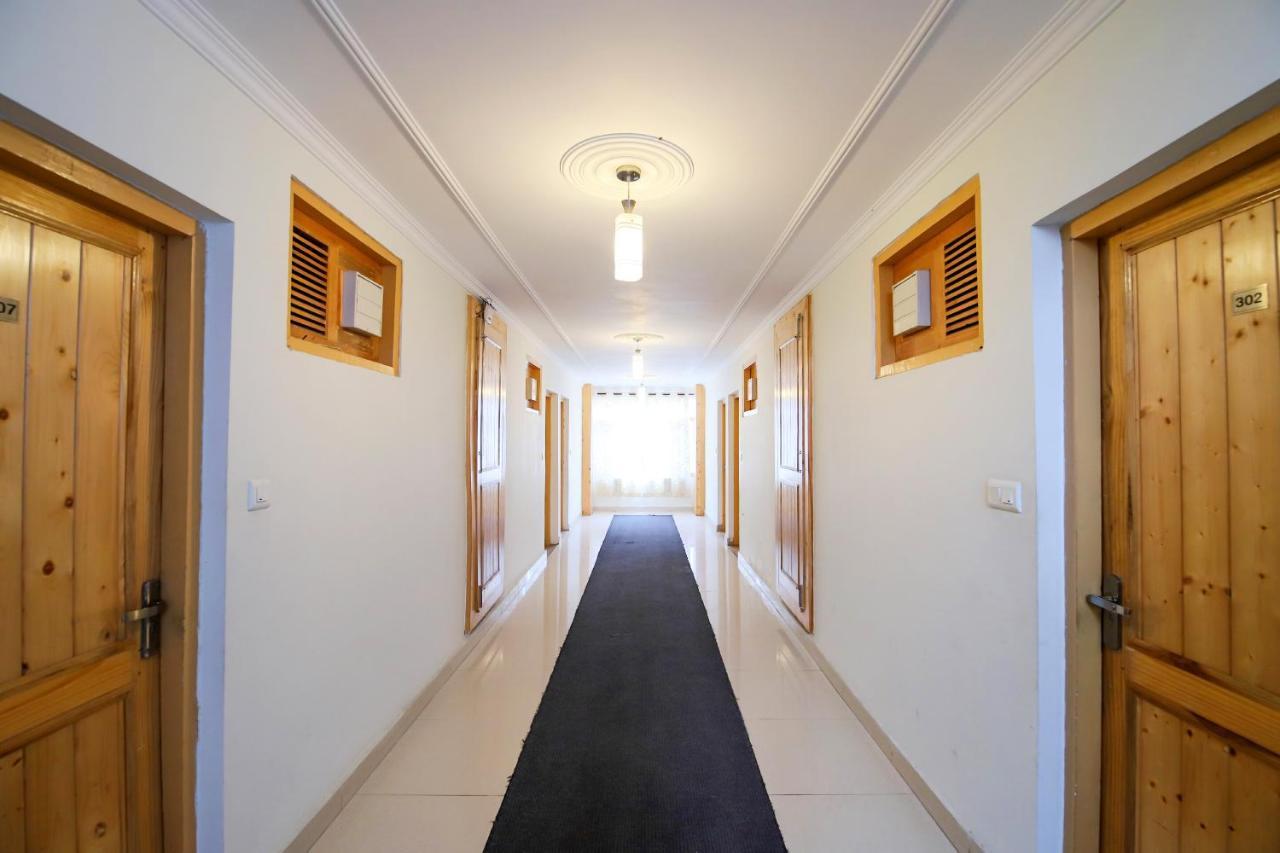 Oyo 3146 Six Season Regency Hotel Jagatsukh Bagian luar foto